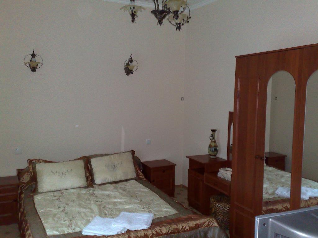 Ekaterininskaya Apartments Odessa Kamer foto